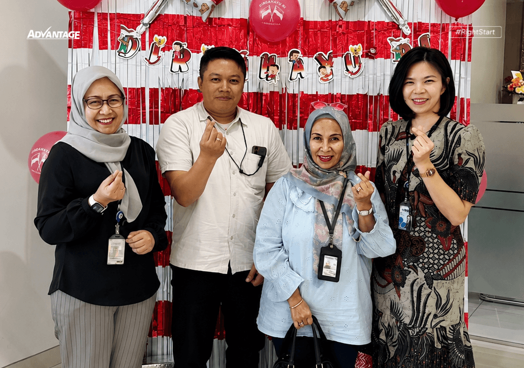 Tim-PT-Advantage-SCM-berfoto-bersama-perwakilan-KCU-BCA-Pekanbaru